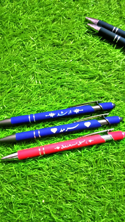 Matal pen with wood box