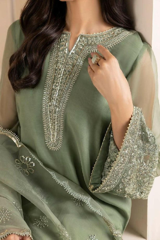 Organza suit with silk trouser