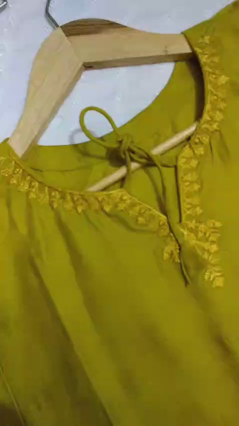 WhatsApp Video 2025-08-31 at 22.35.01