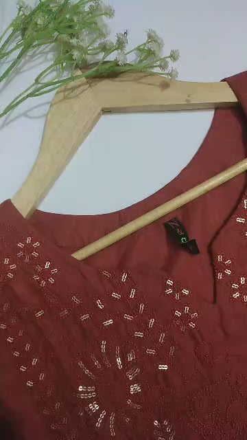 WhatsApp Video 2025-08-22 at 20.33.21