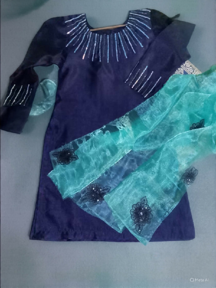 Elegant Blue Suit with Ferozi Dupatta – Mirsab Collection