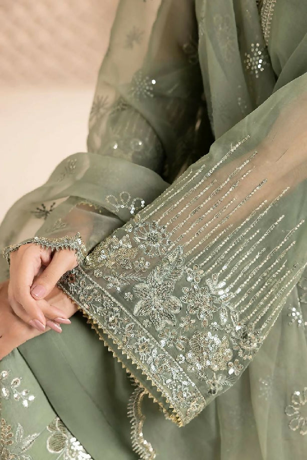 Organza suit with silk trouser