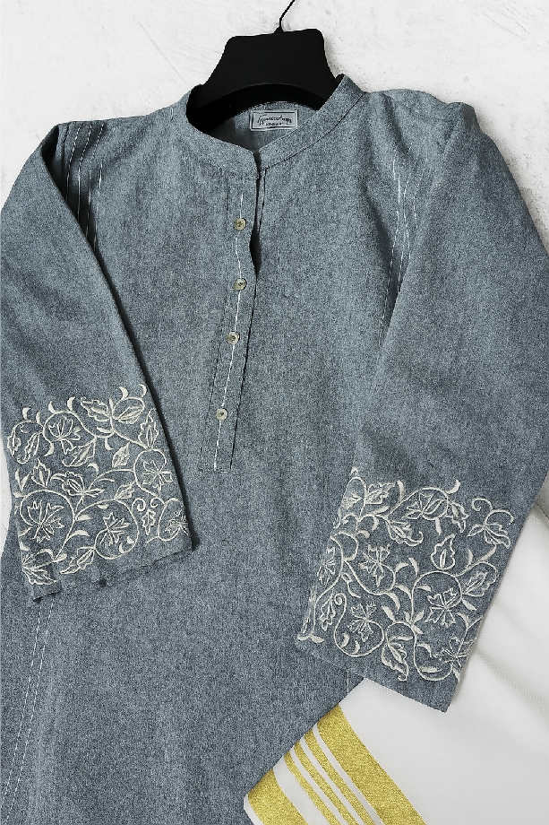 Kamalia Khaddar 3-Piece Set with Shawl in Denim Grey & Blue Shades Stitched