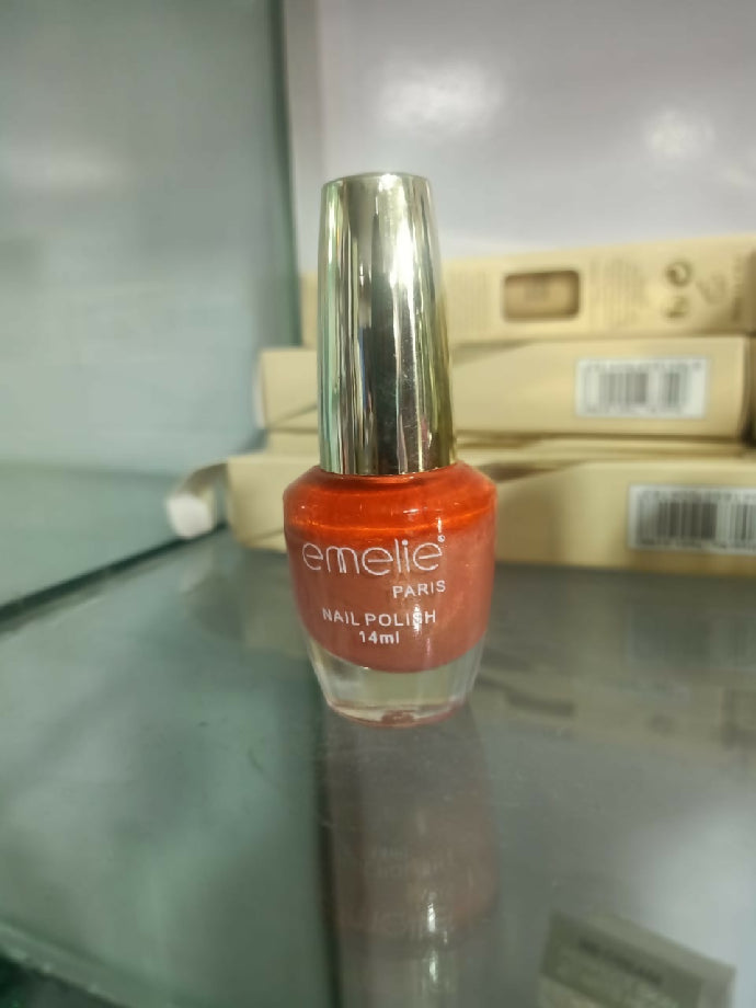 Emelie paris Nail Paint