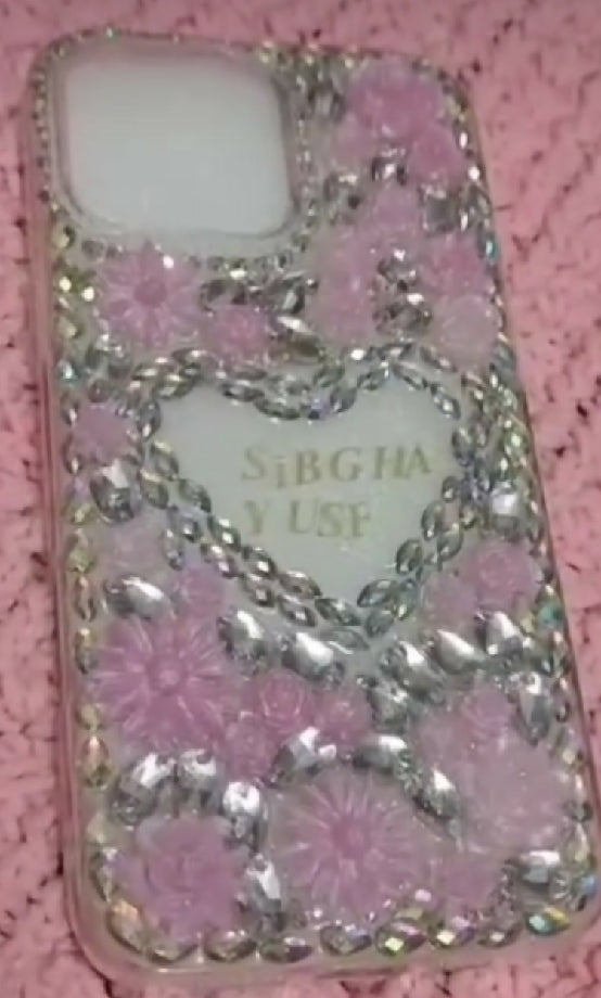 Blush Bloom – delicate pink flowers with a sparkling touch