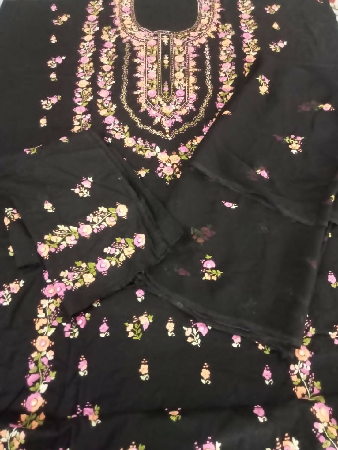 2piece Gul Ahmed lawn suit Shirt & dupatta Heavy hand embroidered