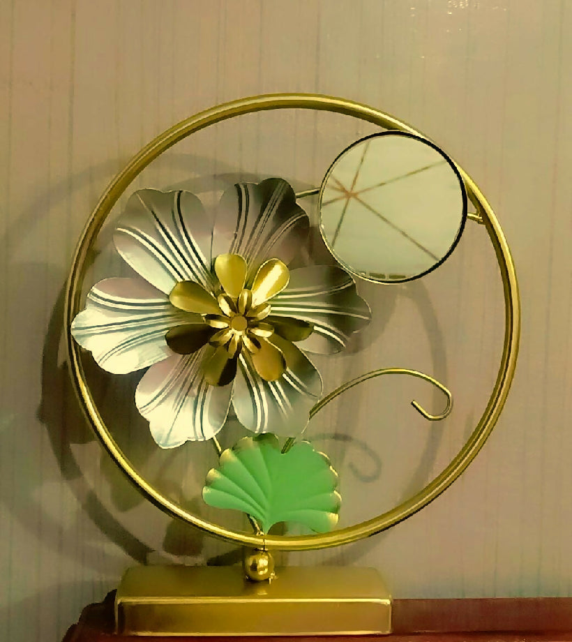 Stunning decorative piece