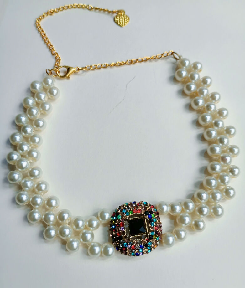Handmade pearl choker necklace