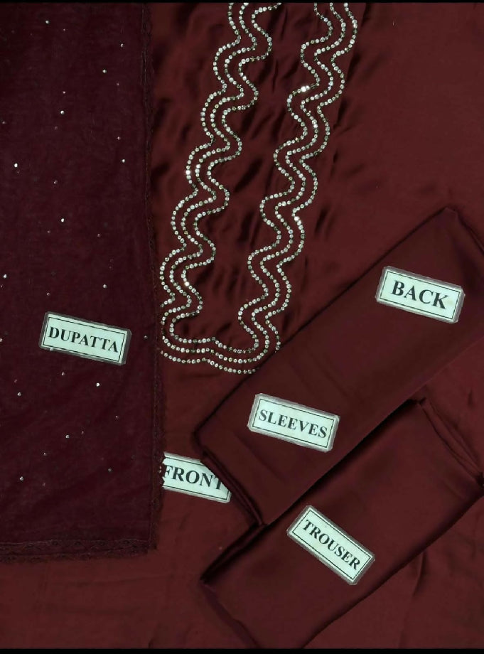 Hania Amir demanding dress