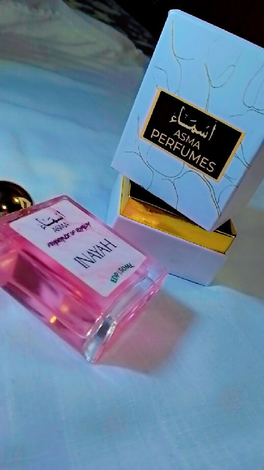 INAYAH perfume