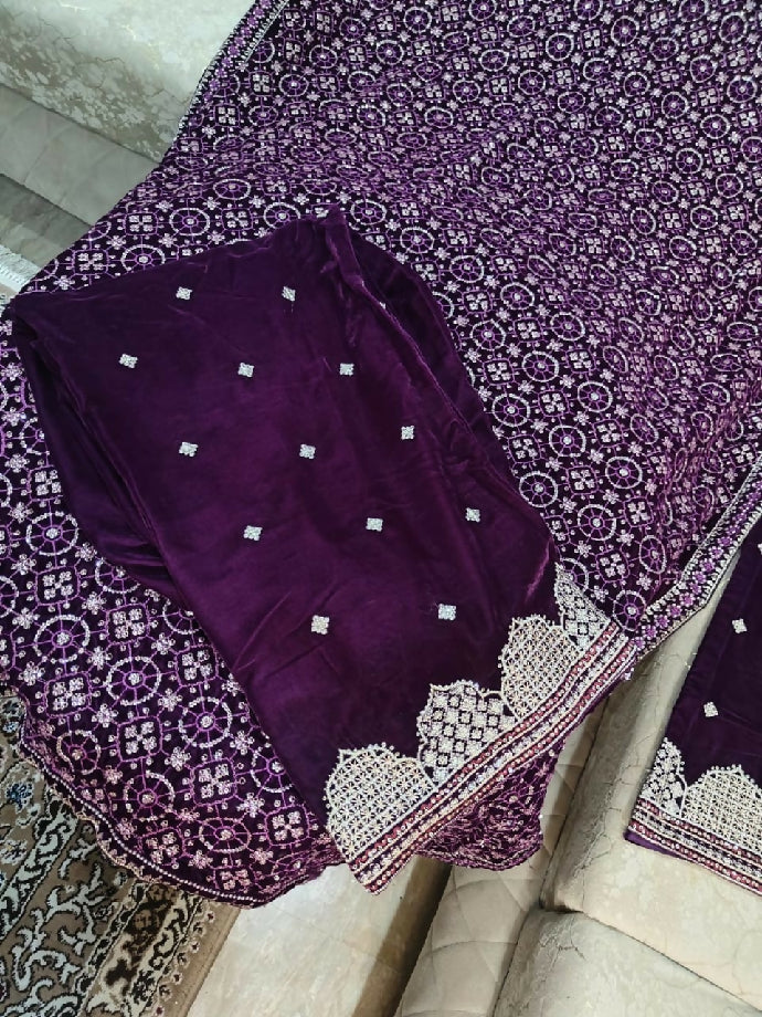 Embroidered velvet shirt plazo with shawl