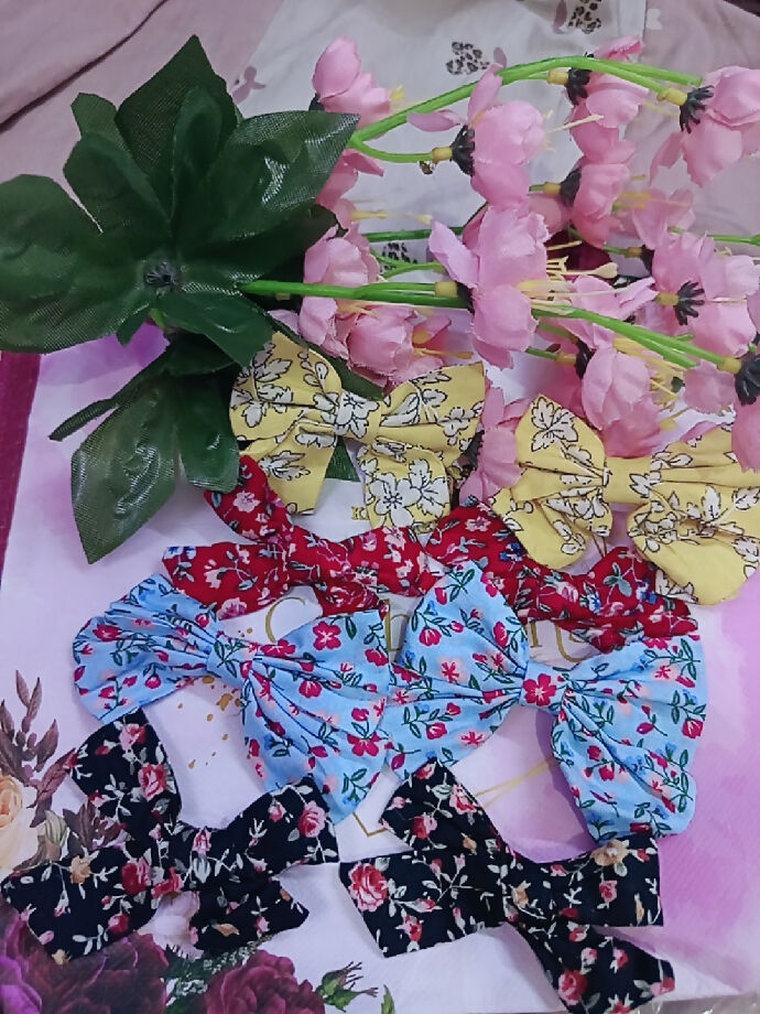 Bow design printed clip